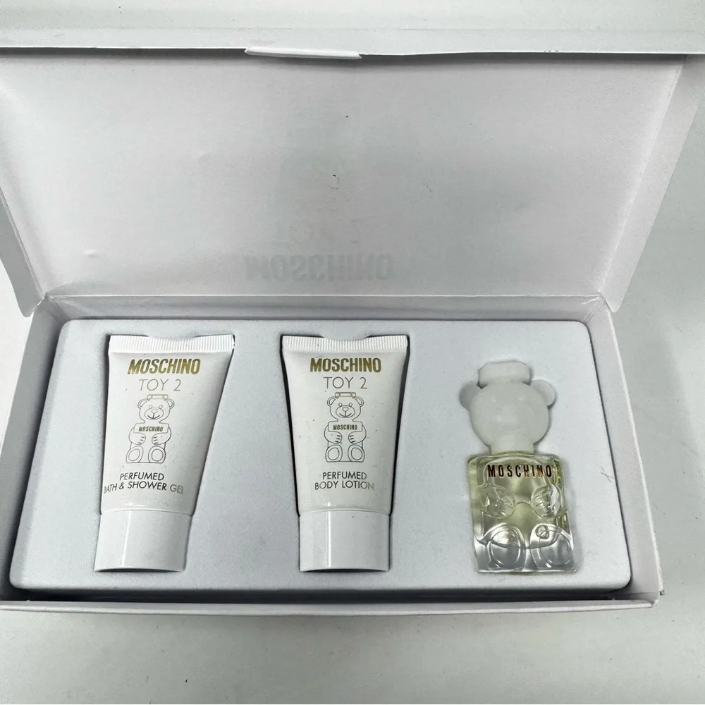 Moschino Toy 2 Gift Set 3 Piece new